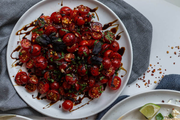 Roasted tomatoes with balsamic glaze