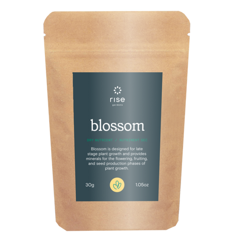 Blossom solid hydroponic nutrient